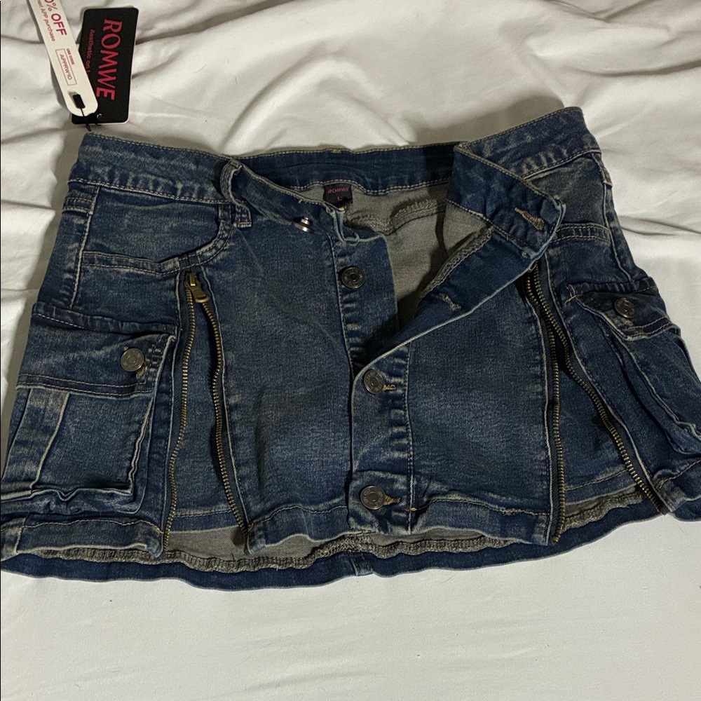 NWT - ROMWE Blue Denim Skirt with Zipper Accents